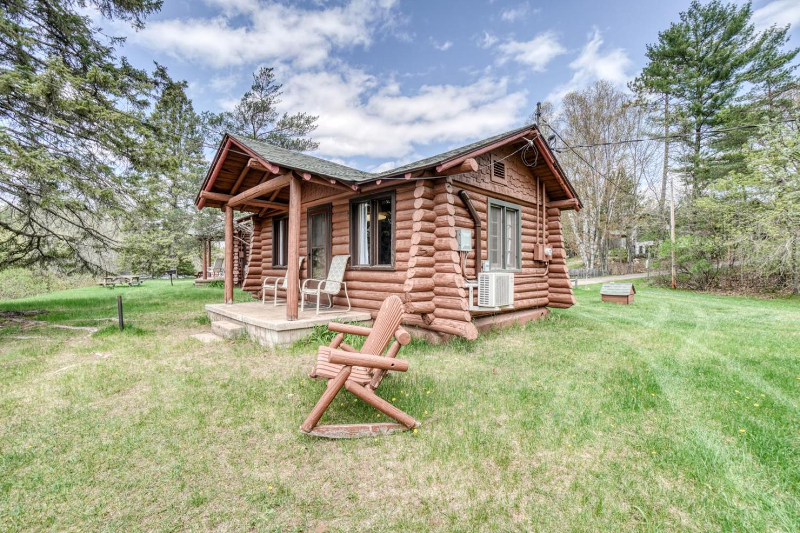Edgewater Resort Iron Mountain Luaran gambar